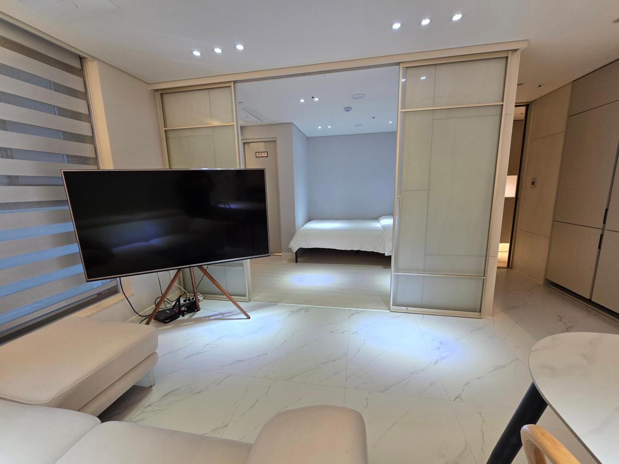 2023 New Build, Super Neat Full Option อพาร์ทเม้น